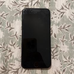 iPhone 7 ( 32GB ) Unlocked 