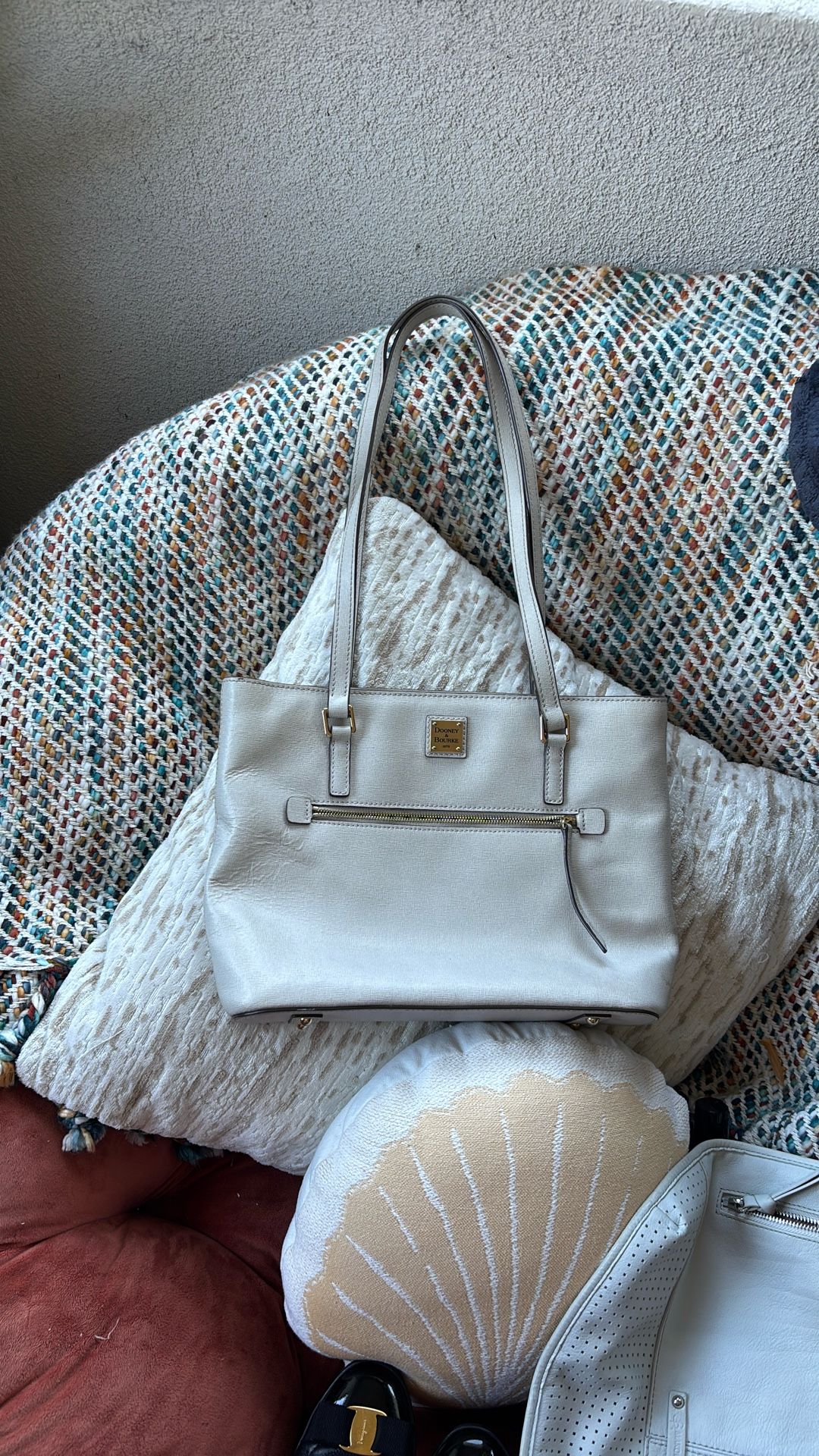 Dooney & Bourke Saffiano Leather Tote – Light Beige
