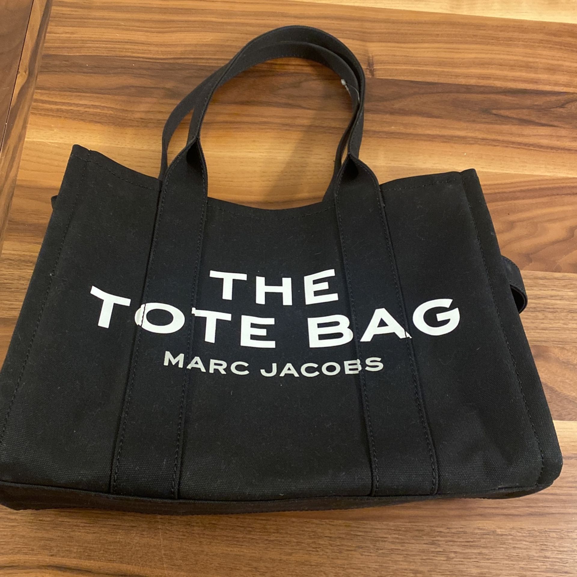 Marc Jacobs The TOTE BAG