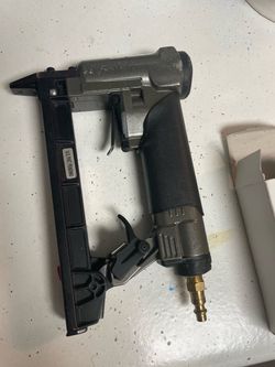 Staple gun