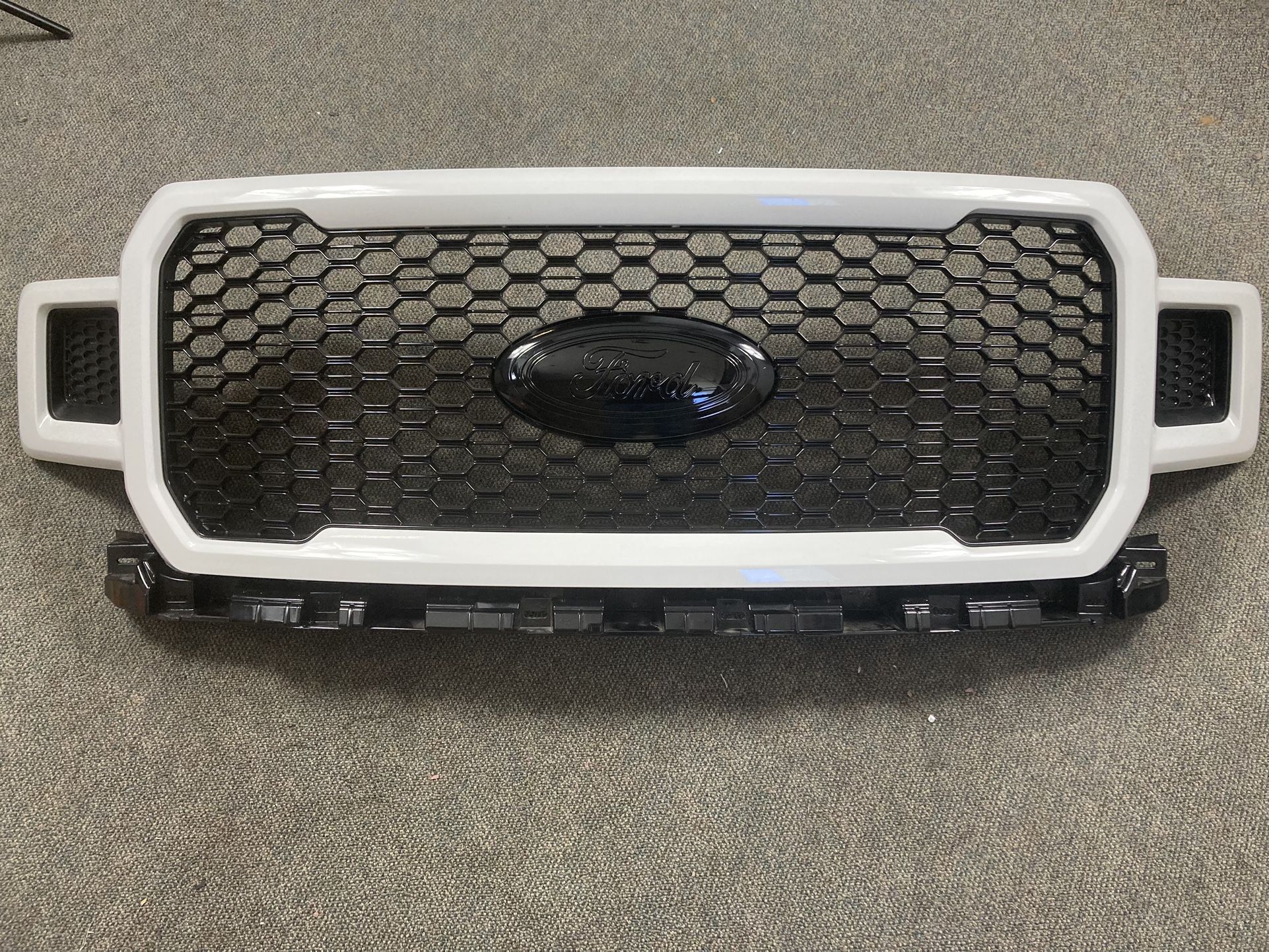 OEM 2018-2020 Ford F150 Factory Front Radiator Grille Assembly