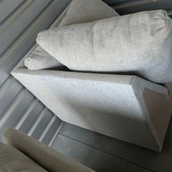 4 Piece Sectional Couch 