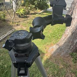 Vintage Italian bogen 3020 Tripod With 3025 Head