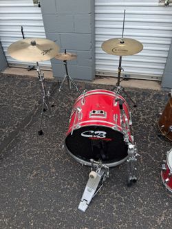 Cb percussion drumset