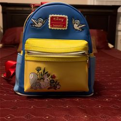 Leather Snow White Backpack 