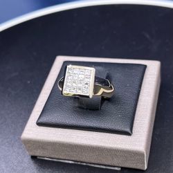 14k 10.8g 1.12ctw cluster ring