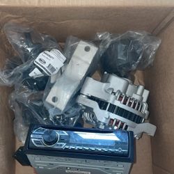 2001 Honda Parts (Alternator, Radio, Motor Mounts, And Transmission Mount).