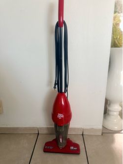 Dirt devil vacuum cleaner