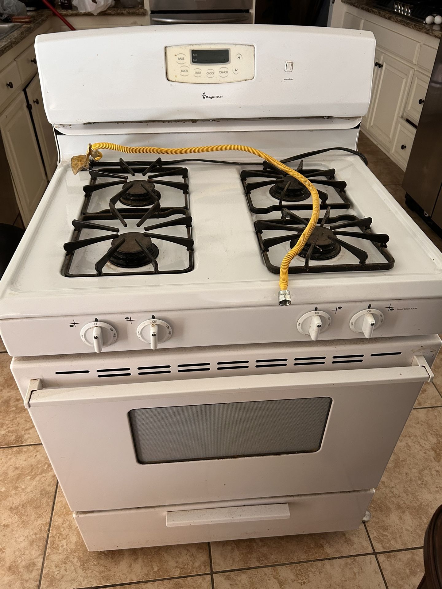 Magic Chef gas Stove