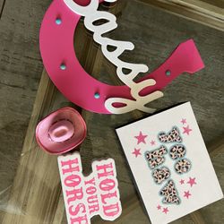 Cowgirl Or Western Party Decor