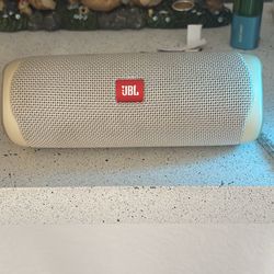 JBL Bluetooth Speaker 