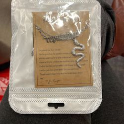 Brand: TIEMTJKTNRIN New 2026 Reputation Music Album And Snake Necklace Pendant Jewelry Lover Song Inspired Fans Gifts Fashion Accessories Creative Gif