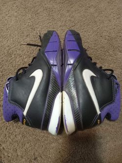 Nike Kobe 1 blackout for Sale in Eugene OR OfferUp
