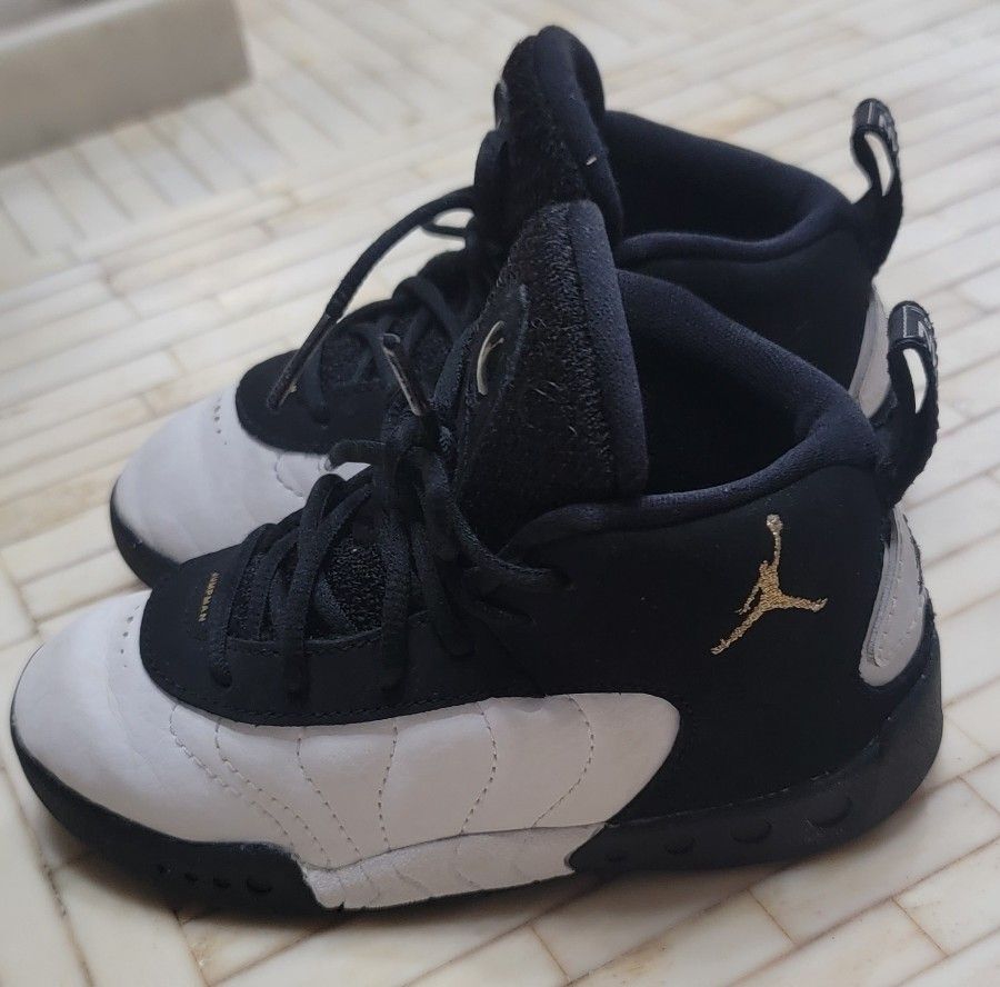 Air Jordan Jumpman Black/white Size 9c