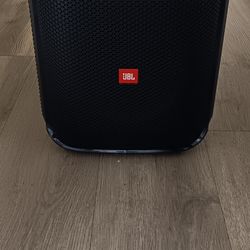 JBL Partybox Encore Essentials