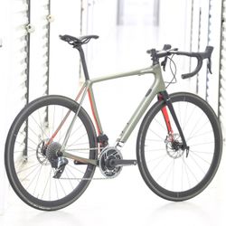 Cannondale Synapse Hi-Mod Red eTap AXS 12 speed HollowGram 35 SL road bike 56cm 