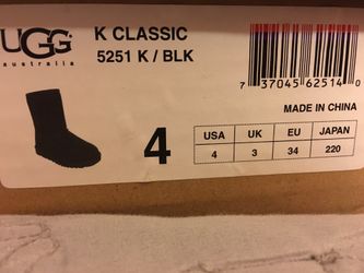 Black uggs