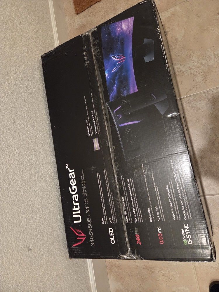 LG 34GS95QE 34-inch Ultragear OLED Curved Gaming Monitor WQHD 1440p 800R 240Hz 0.03ms AMD FreeSync