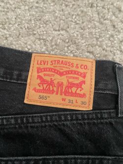 Levis 565 loose fit