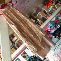 Women’s Dress (size XL)