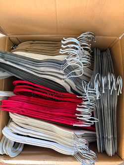 $5 for 25 Velvet hangers WONT FIND A BETTER DEAL THAN THIS!