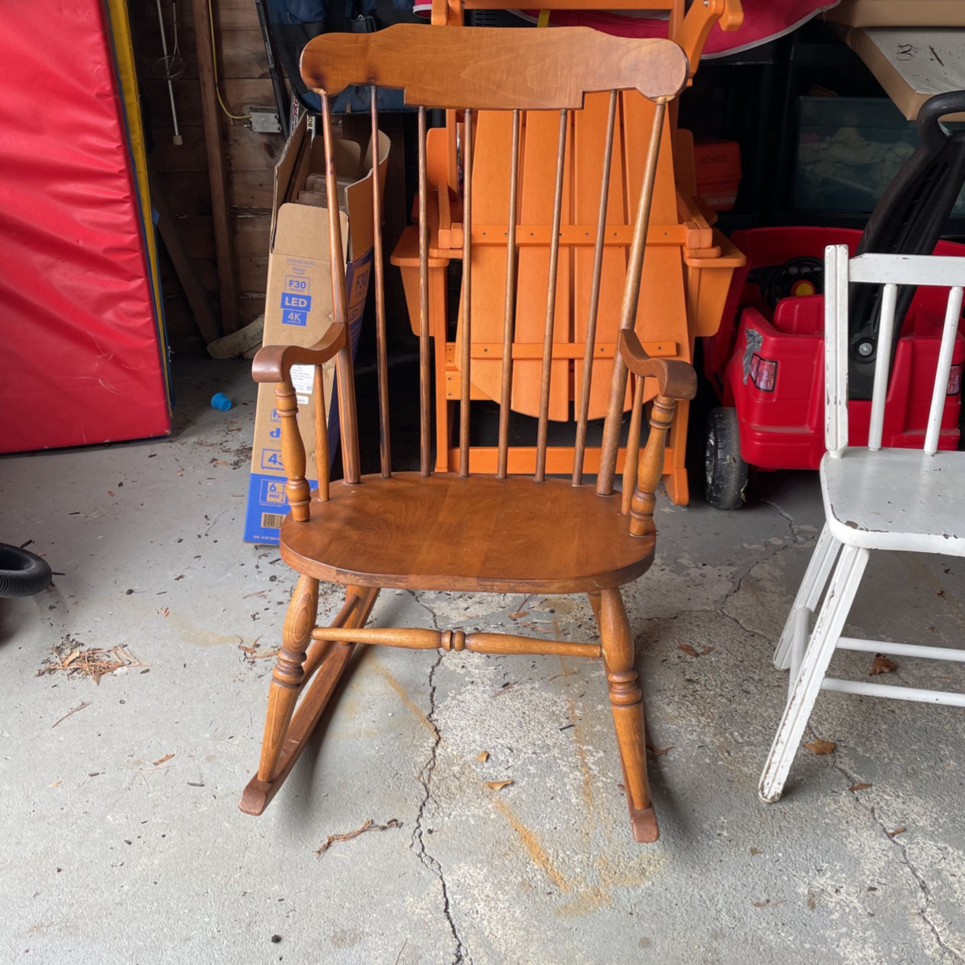 Maple Rocking Chair 