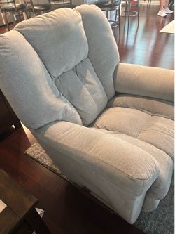 La-Z-Boy Rocker/Recliner/Swivel Chair