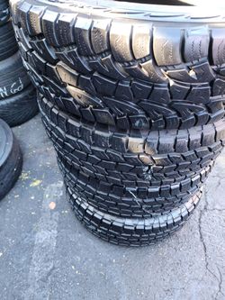 4 tires Used LT265/75r16 Cooper discovered all terrain