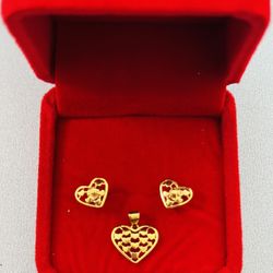 Real 18K Heart SET Earrings And Pendant 