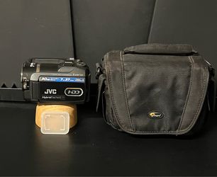 JVC Hybrid Everio 30GB Hard Disc Drive CAMCORDER  (5 Mega Pixels) BATTERY & BAG