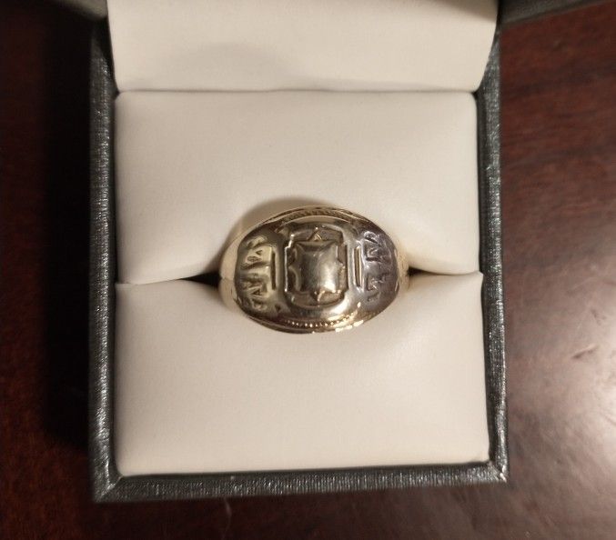 10K Solid Gold Antique Signet Ring