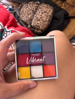 Makeup pallet