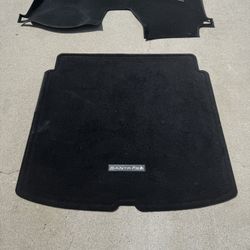 2018 Hyundai Sante Fe Dashboard & Cargo Mat