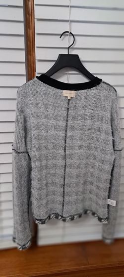Melloday Black & White Houndstooth Knit Top – Size M