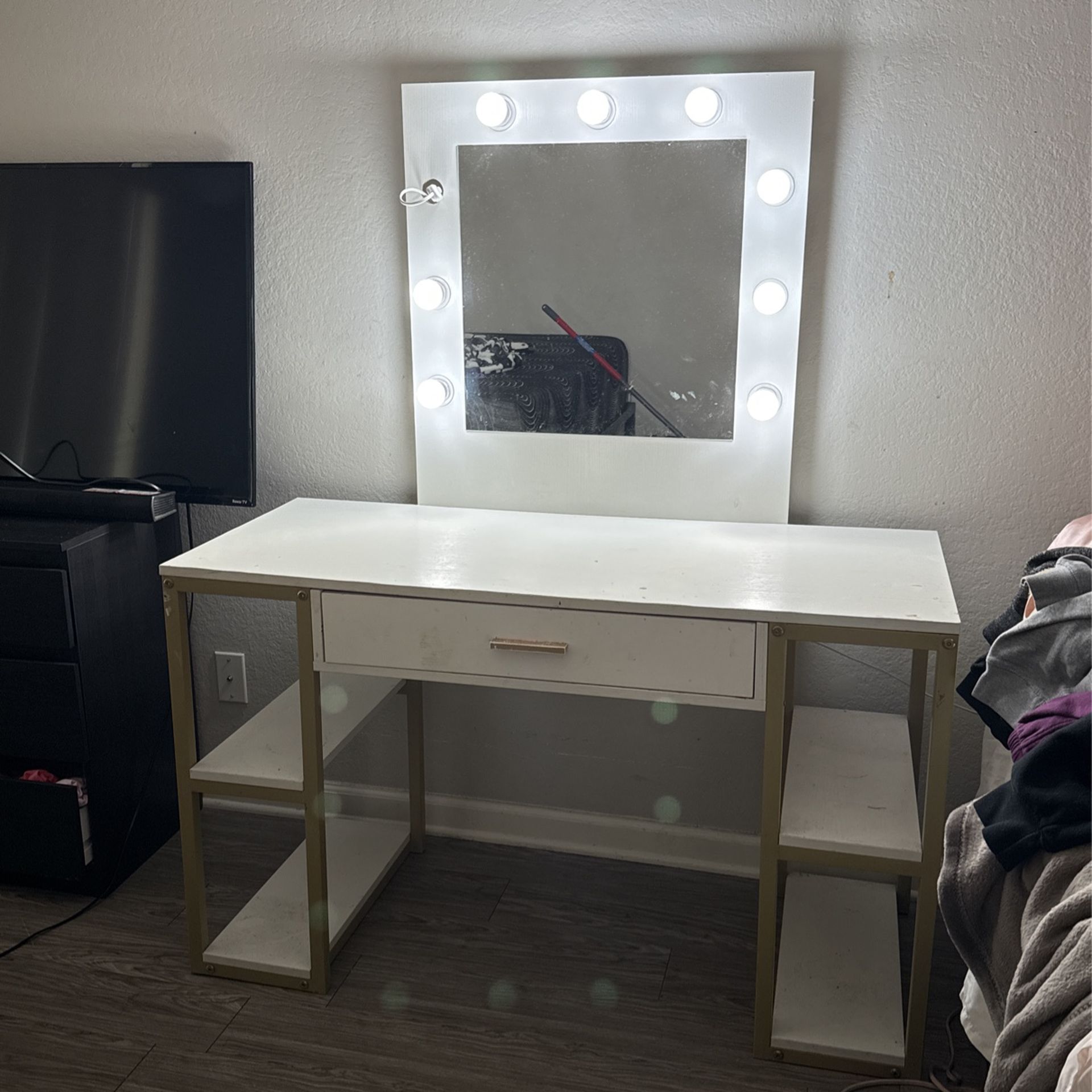 Vanity Table