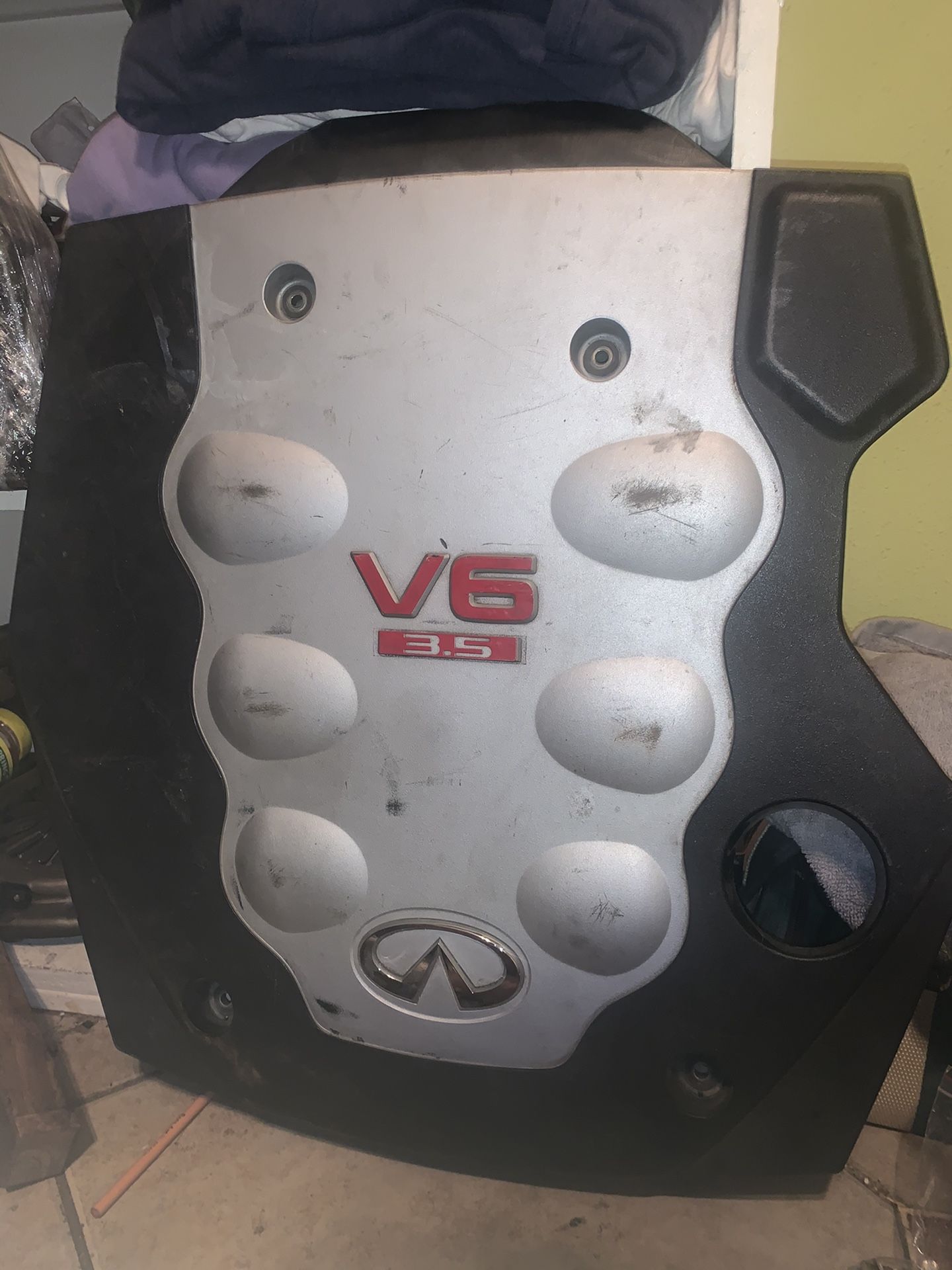 2004 infiniti g35 coupe engine cover