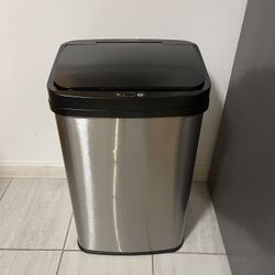 NINESTARS DZT-50-28 Touchless Motion Sensor Trash Can