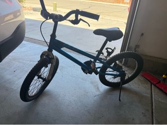 Youth boys bike