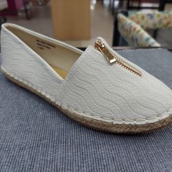 Size 9 Ladies Espadrilles In White!!! NEW 