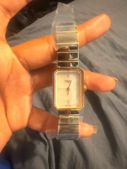 Brand new, never worn Tissot Women’s Srv watch