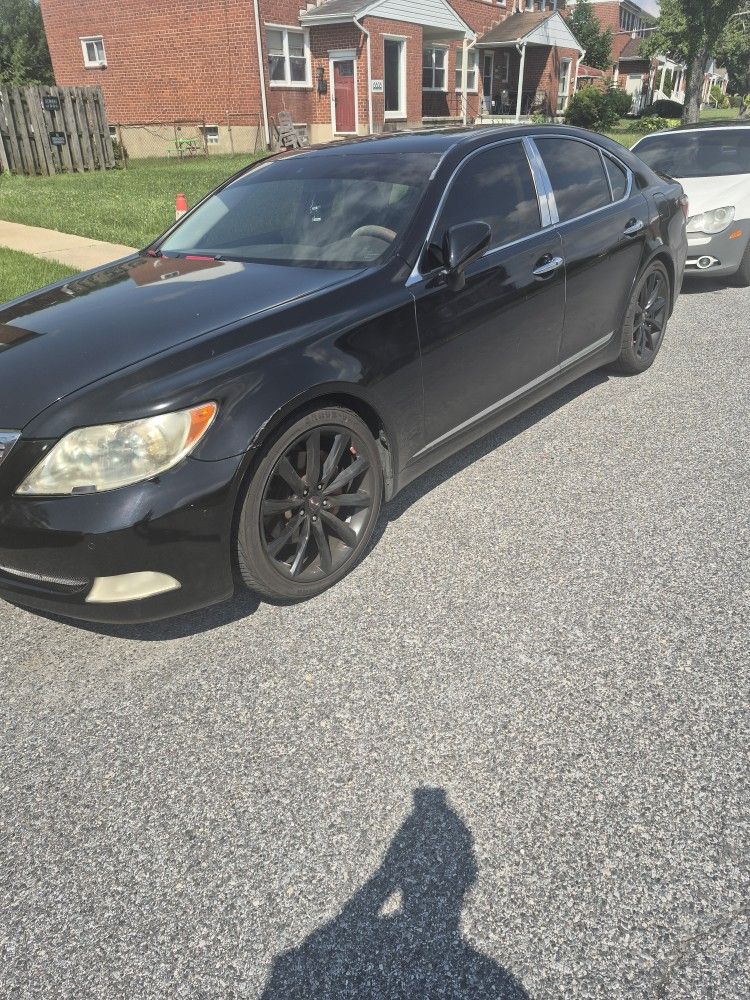 2007 Lexus LS 460