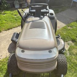 Craftsman LTX1000 Riding Mower