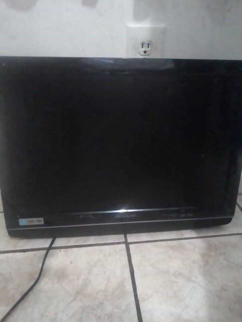 Flat Screen Tv And DVD Attach Sharp