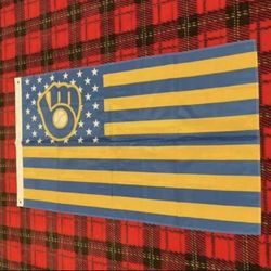 Brand New Milwaukee Brewers Banner Flag 