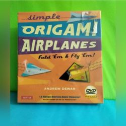 Simple Origami Airplanes : Fold 'Em and Fly 'Em! by Andrew Dewar (2010, Kit)