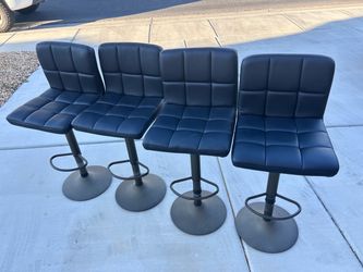Set of 4 black Adjustable Bar Stools