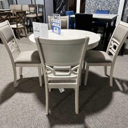 OM• $38 Initial • Brand New// 5 Piece Dining Set 