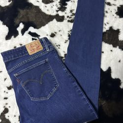 WOMEN LEVI JEANS