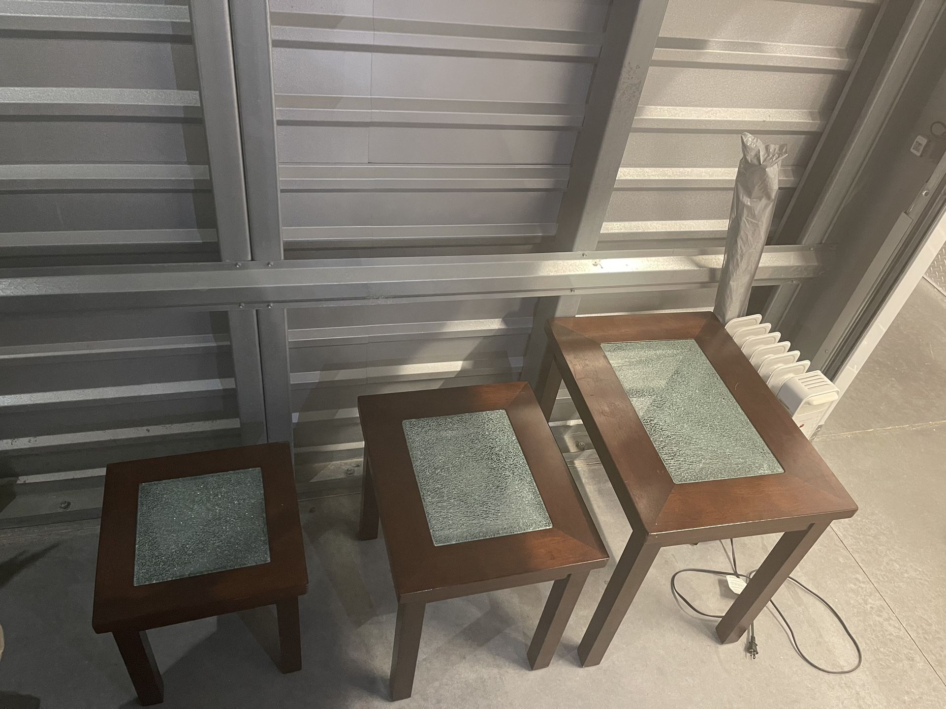 Crackled Nestling Tables