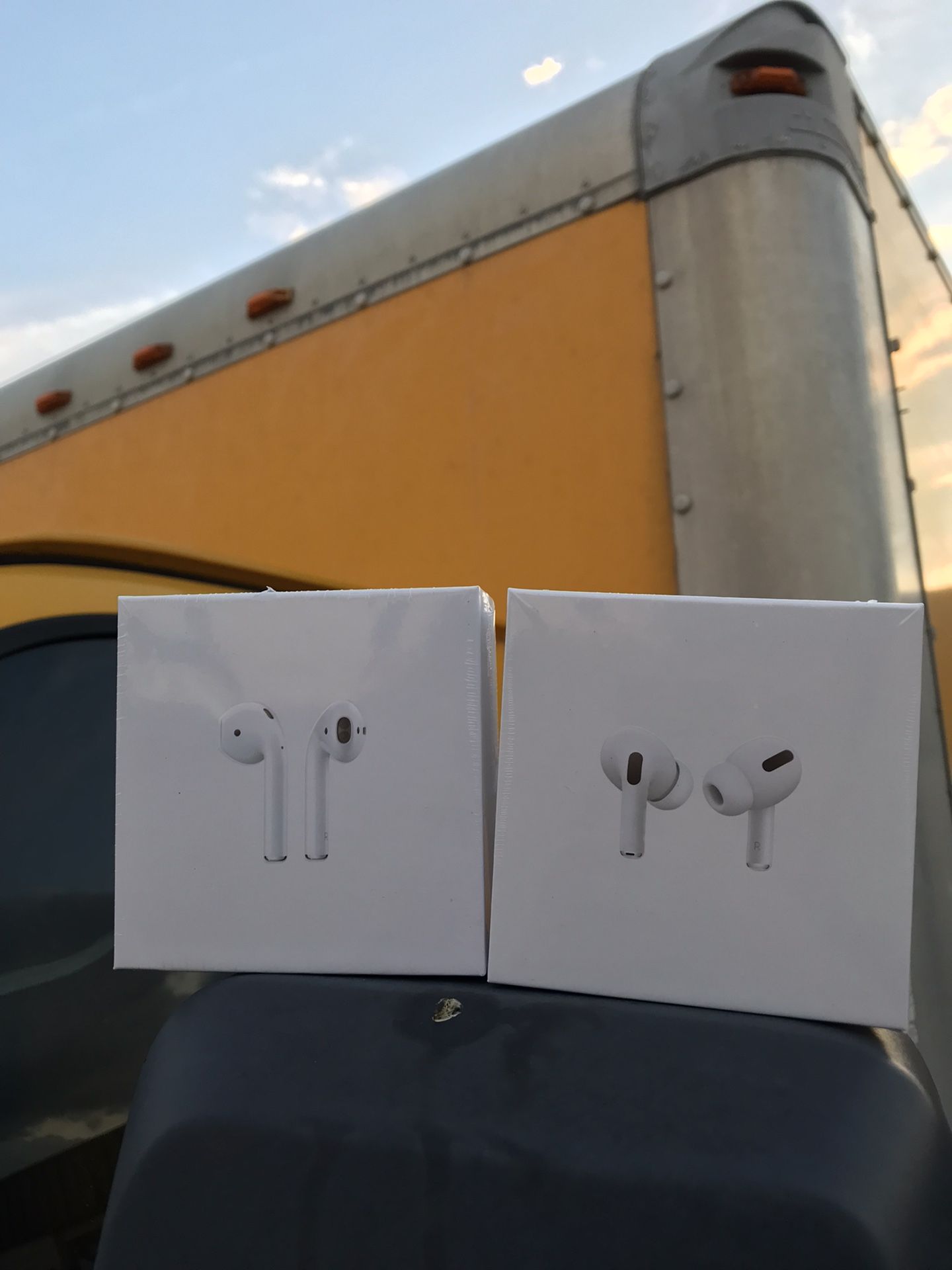 AirPod | Airpods | Earpod | Airpod Pros | Airpod 2 | Bluetooth Headphones | IPhone Headphones